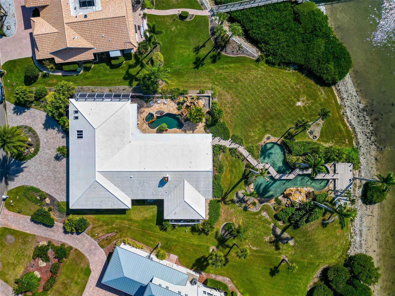 Image 31 of 50 For 431 Yacht Harbor Drive