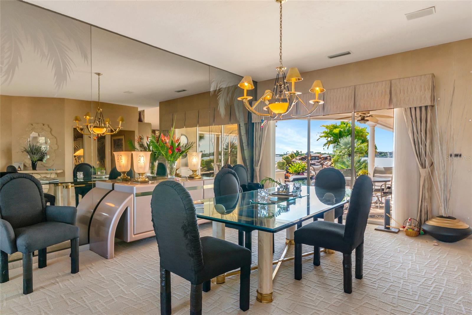 Image 6 of 50 For 431 Yacht Harbor Drive