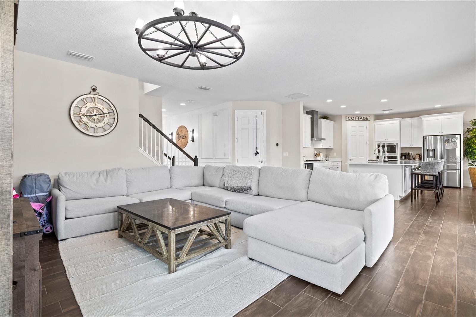 Image 13 of 100 For 5709 Silver Sun Drive