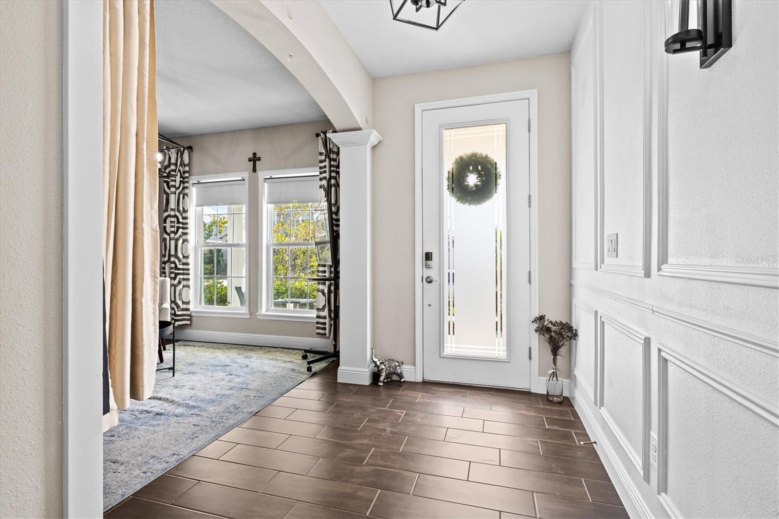 Image 5 of 100 For 5709 Silver Sun Drive