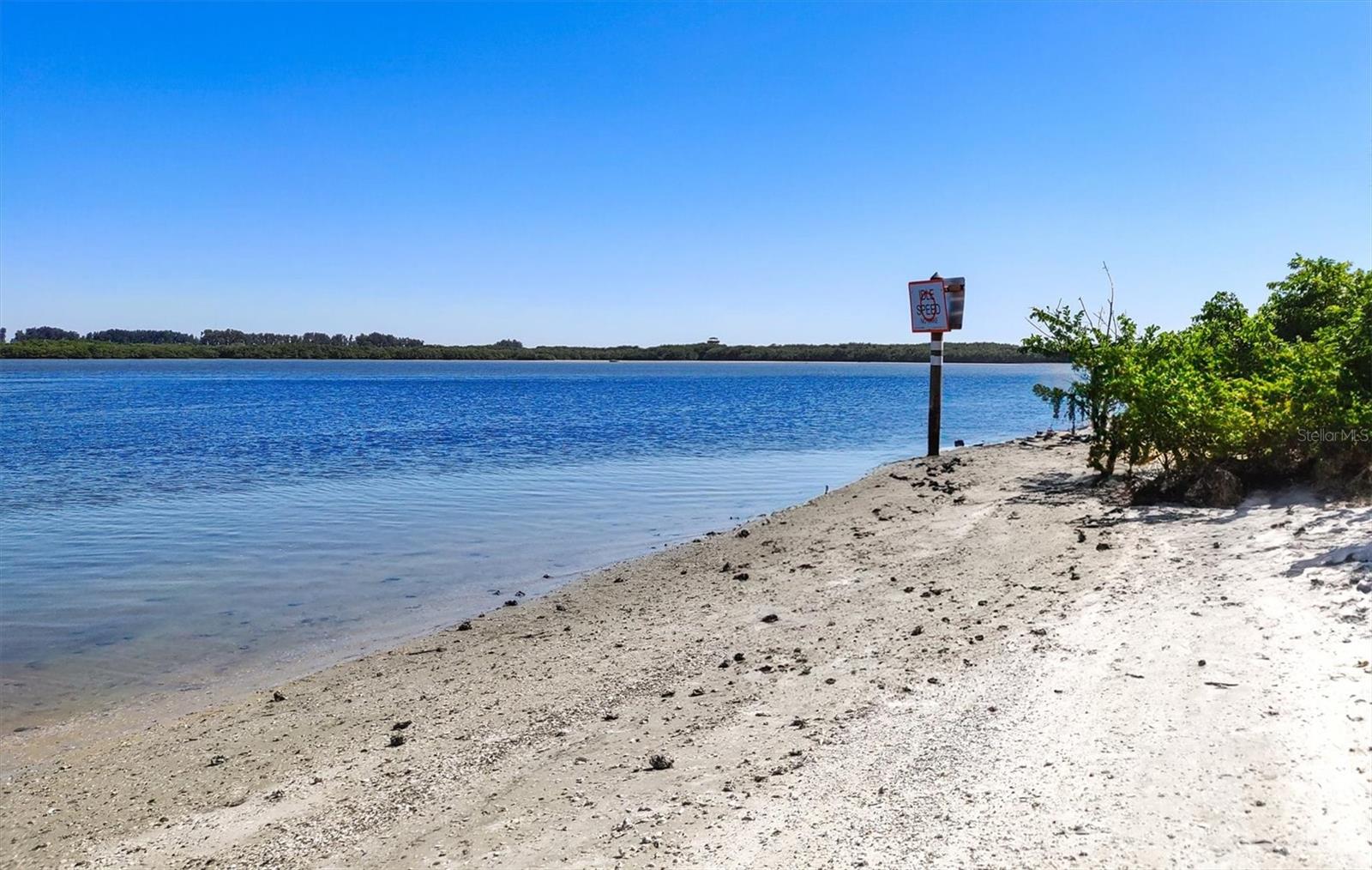 Image 86 of 100 For 5709 Silver Sun Drive