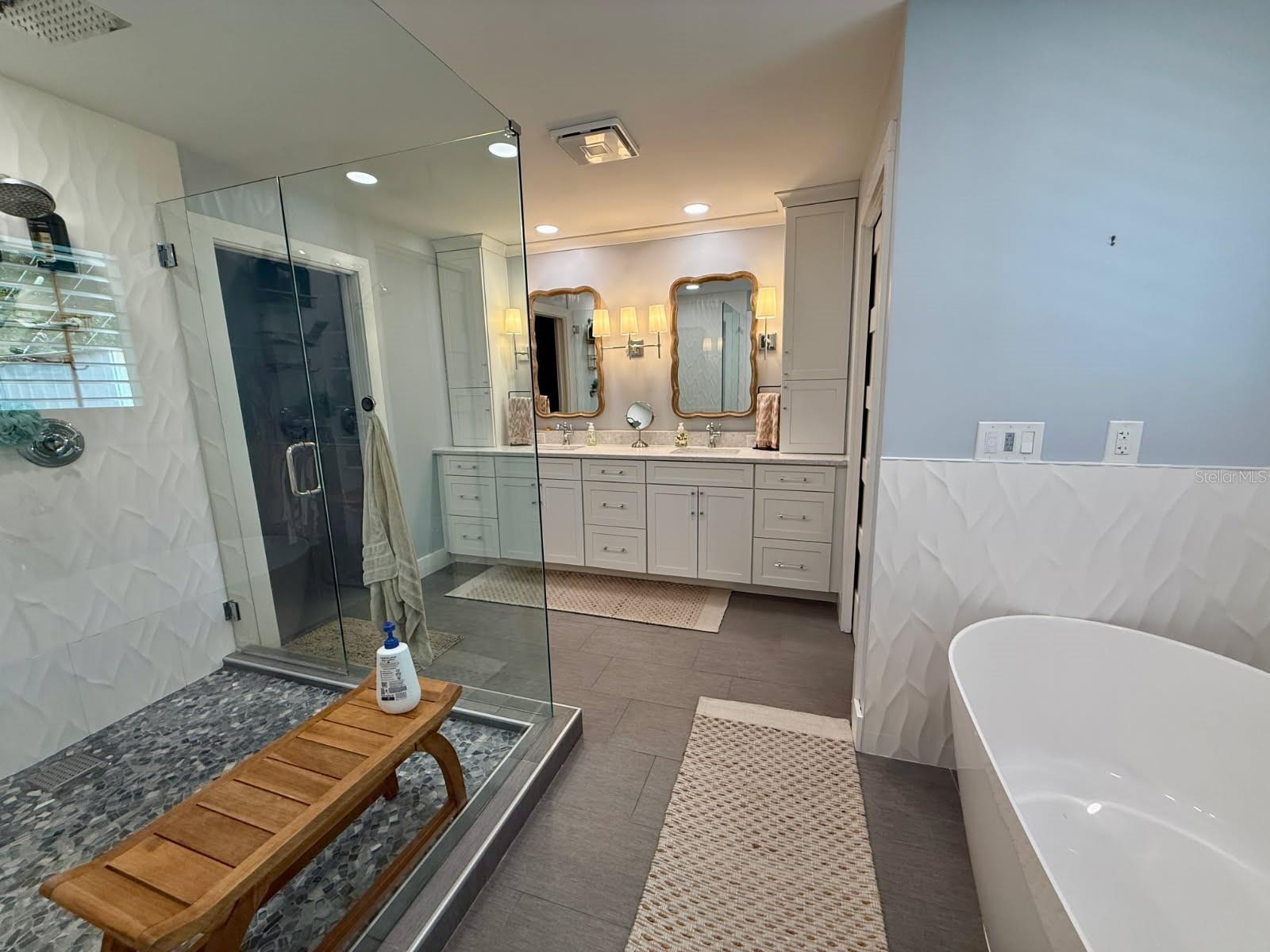 Image 12 of 39 For 1833 Pandora Drive