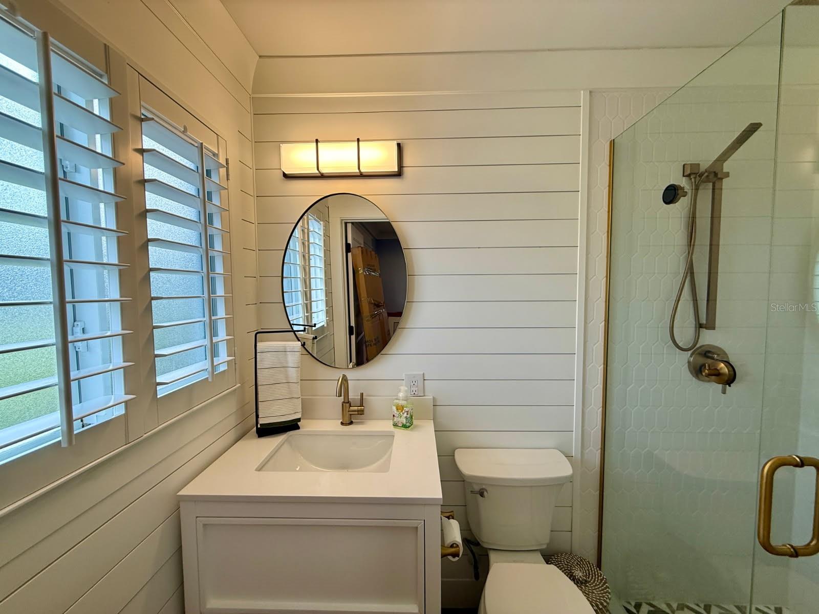 Image 18 of 39 For 1833 Pandora Drive