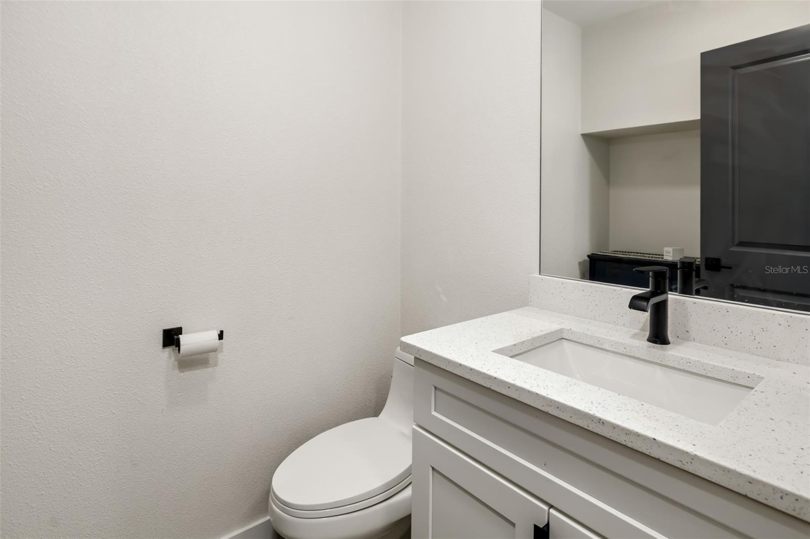 Image 21 of 71 For 17443 Reaper Avenue