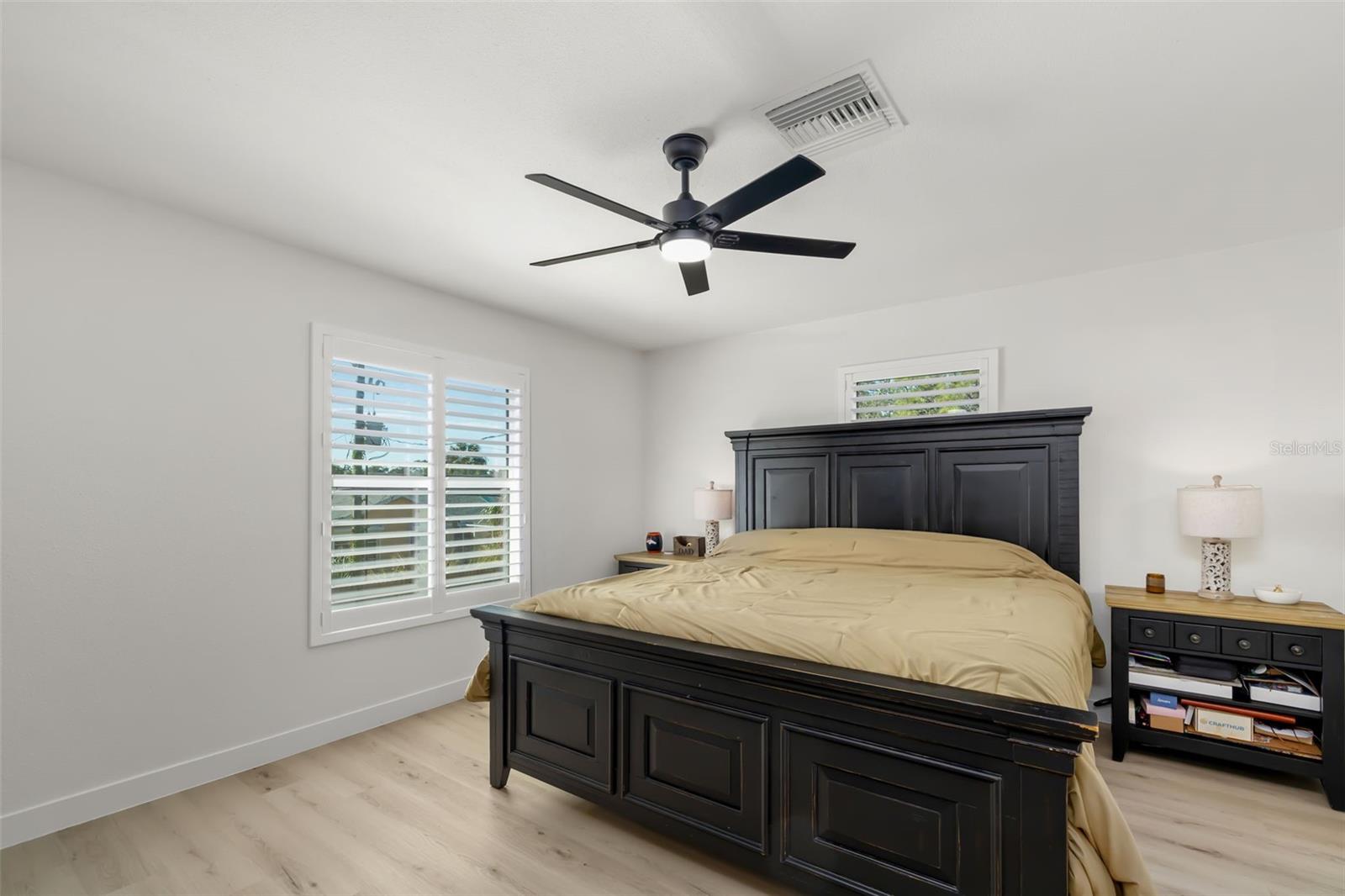 Image 27 of 71 For 17443 Reaper Avenue