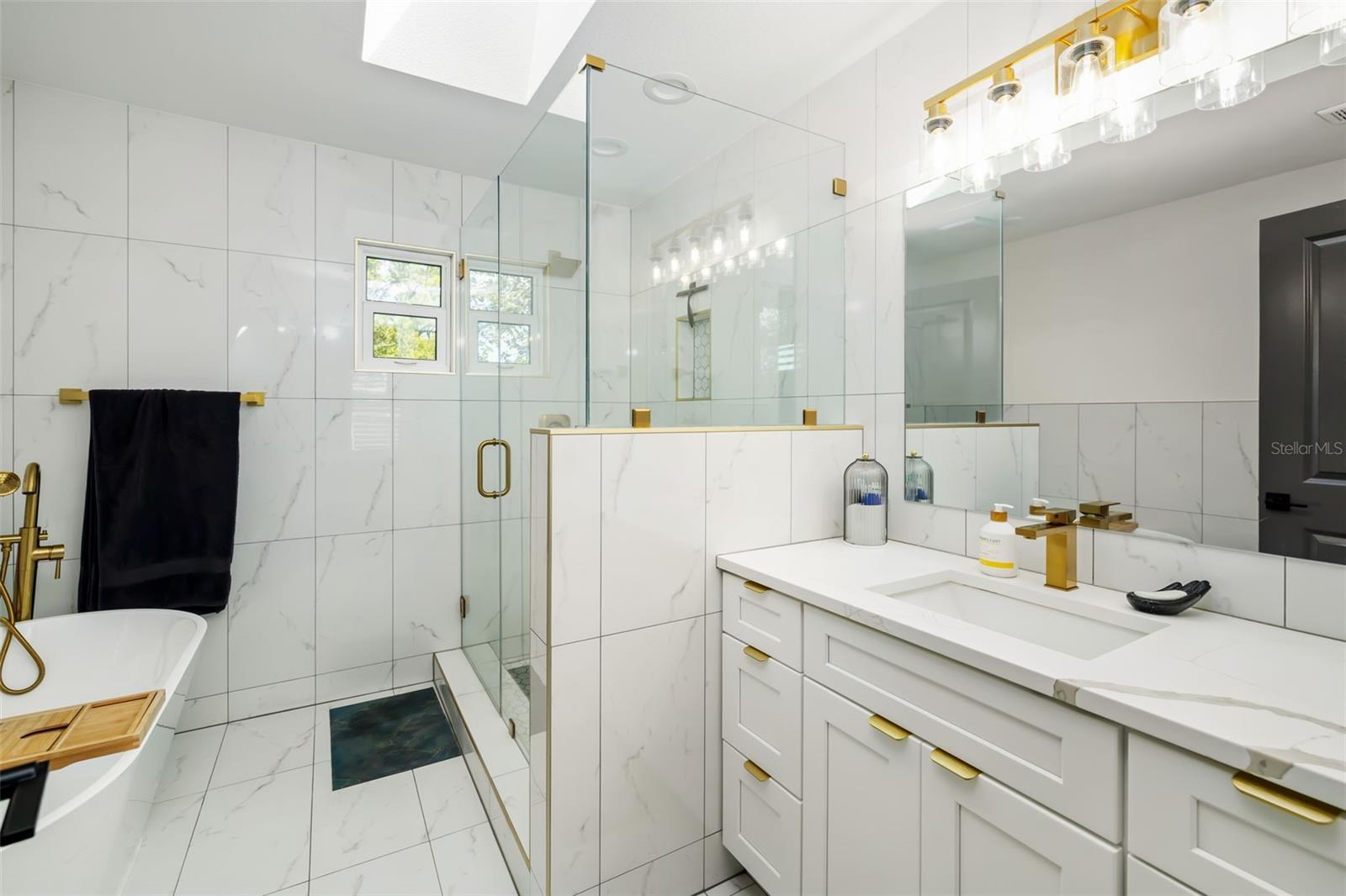 Image 30 of 71 For 17443 Reaper Avenue