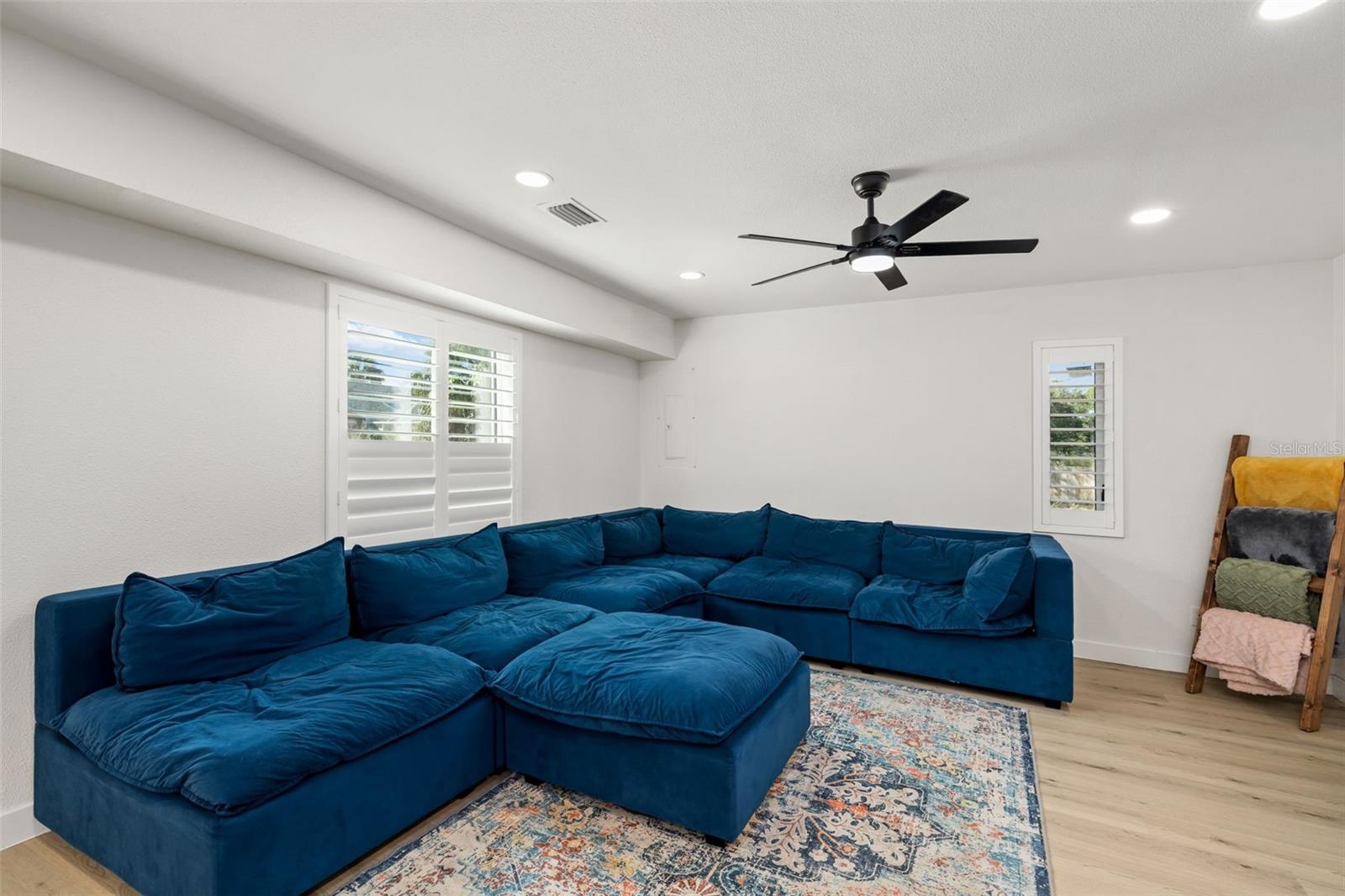 Image 7 of 71 For 17443 Reaper Avenue