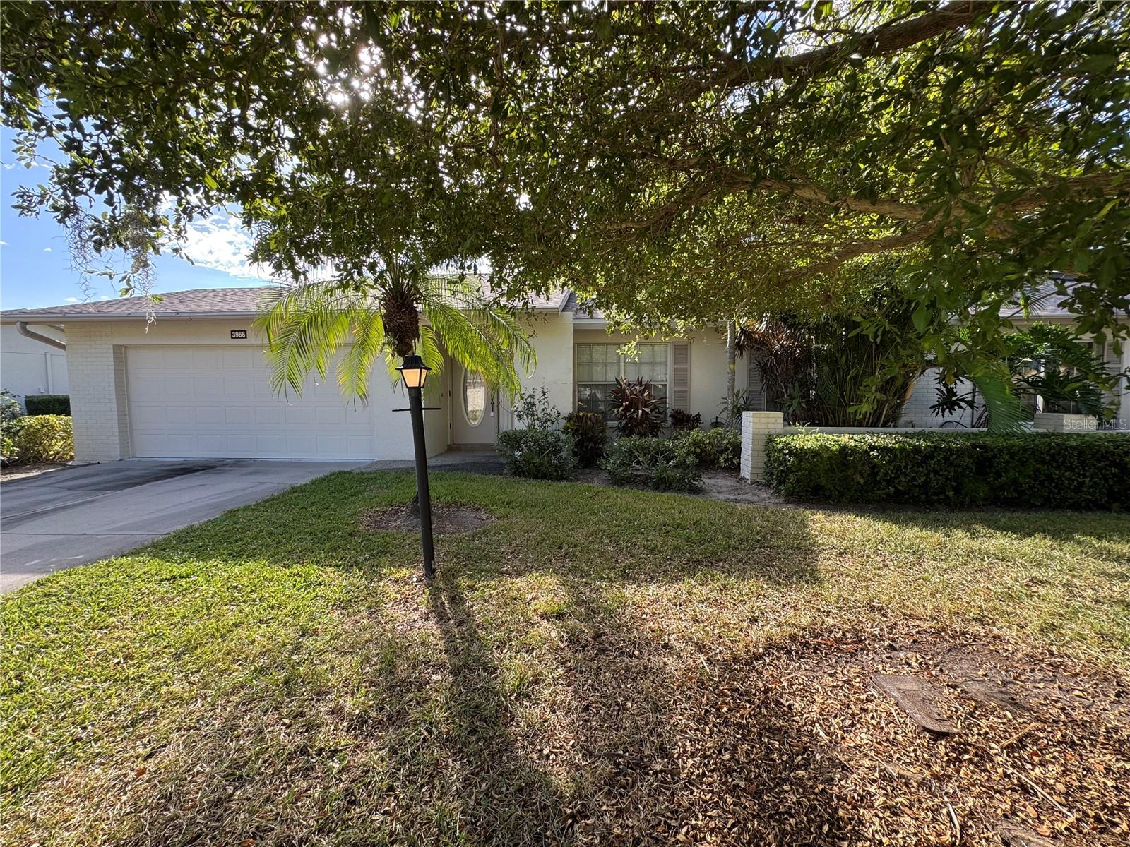 Image 2 of 50 For 3966 Oakhurst Boulevard 3103