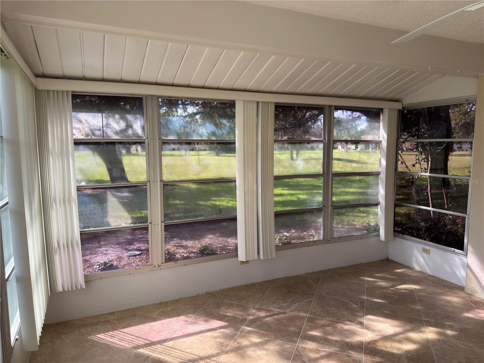 Image 23 of 50 For 3966 Oakhurst Boulevard 3103