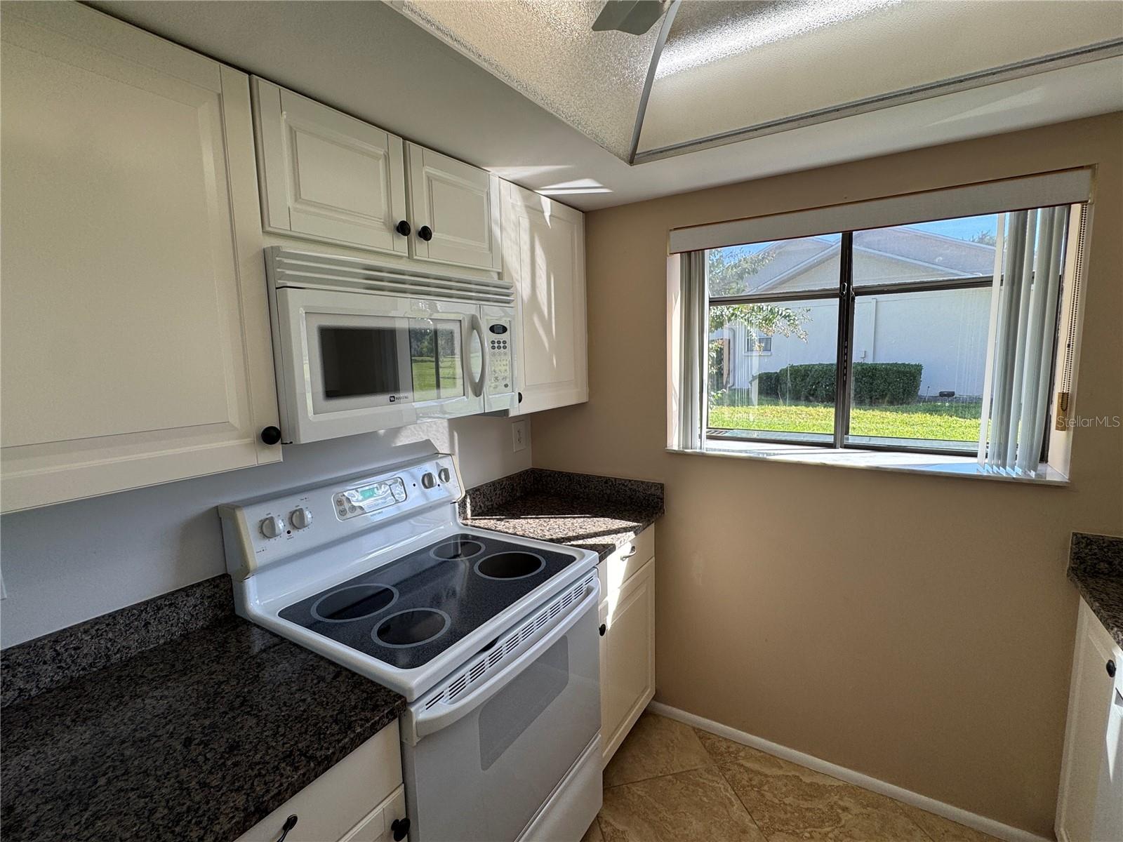 Image 40 of 50 For 3966 Oakhurst Boulevard 3103