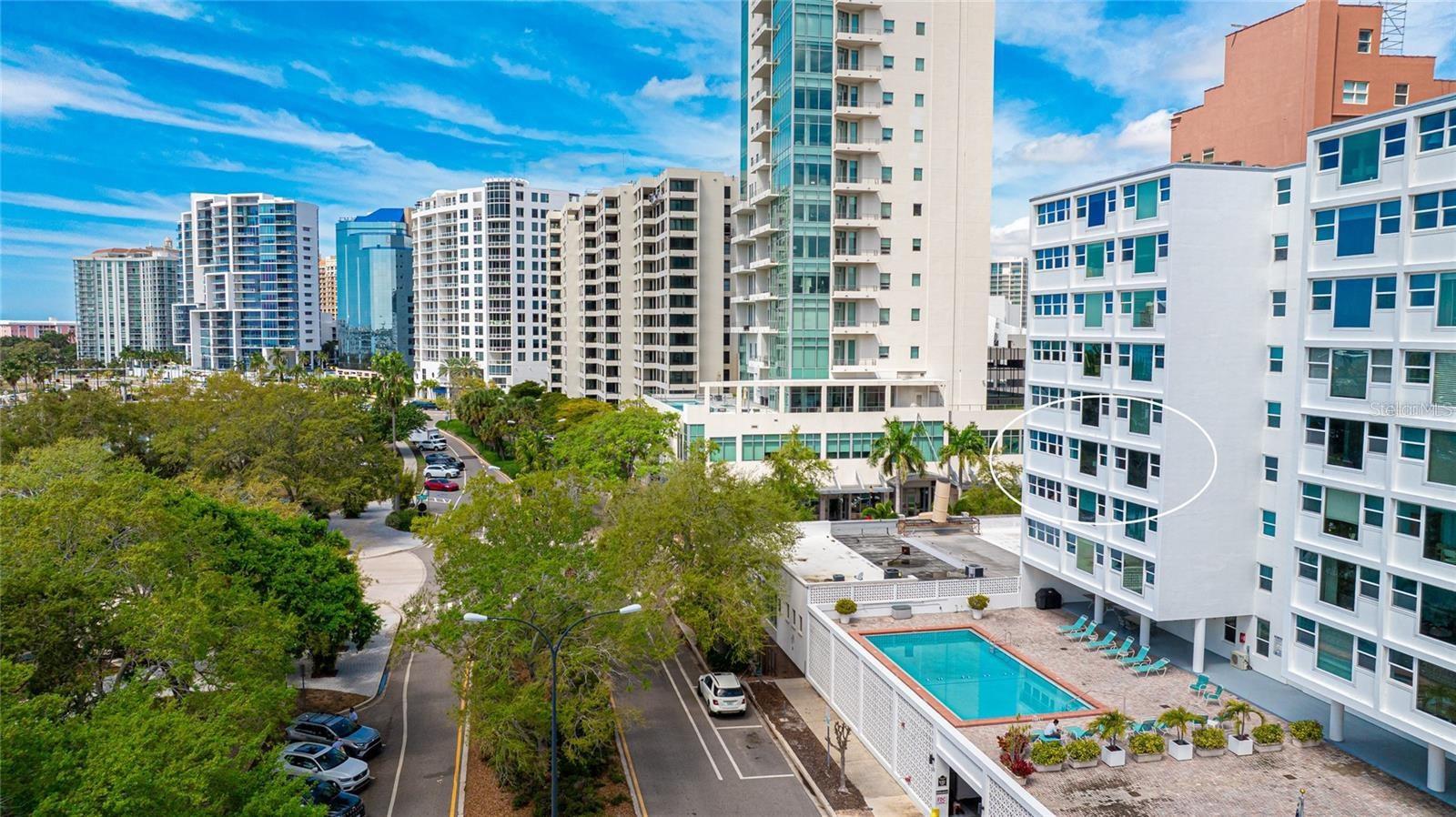 Image 2 of 36 For 33 Gulfstream Avenue 307