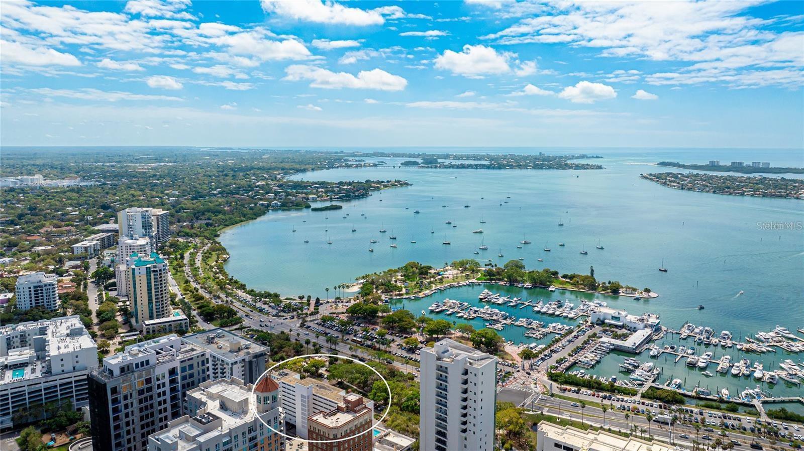 Image 33 of 36 For 33 Gulfstream Avenue 307