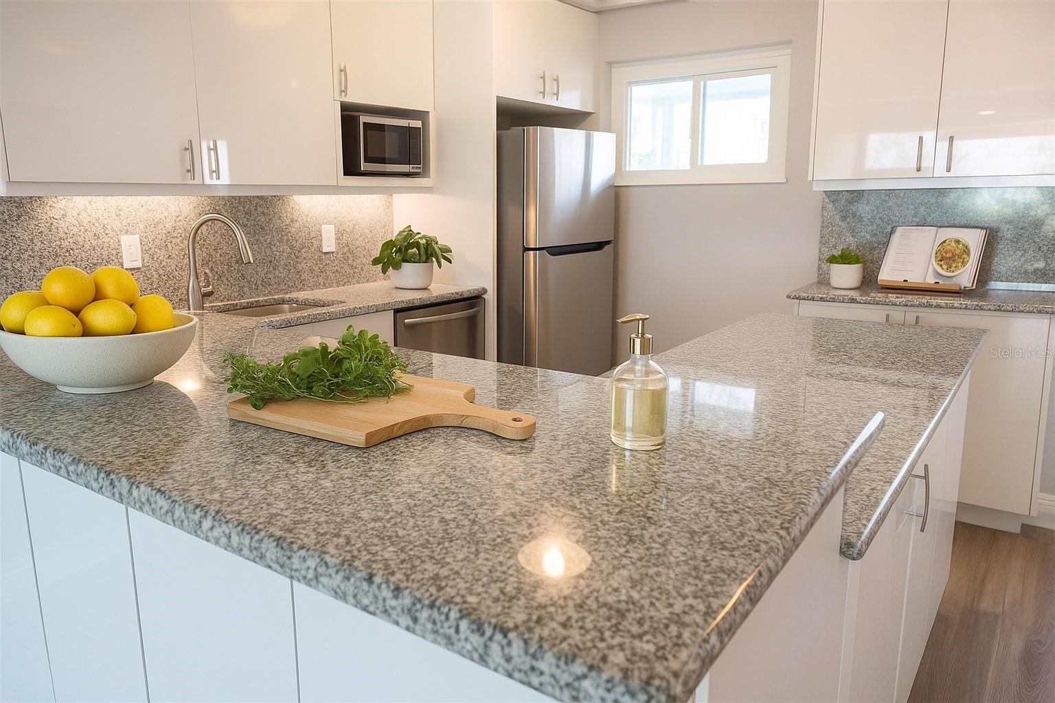 Image 8 of 36 For 33 Gulfstream Avenue 307