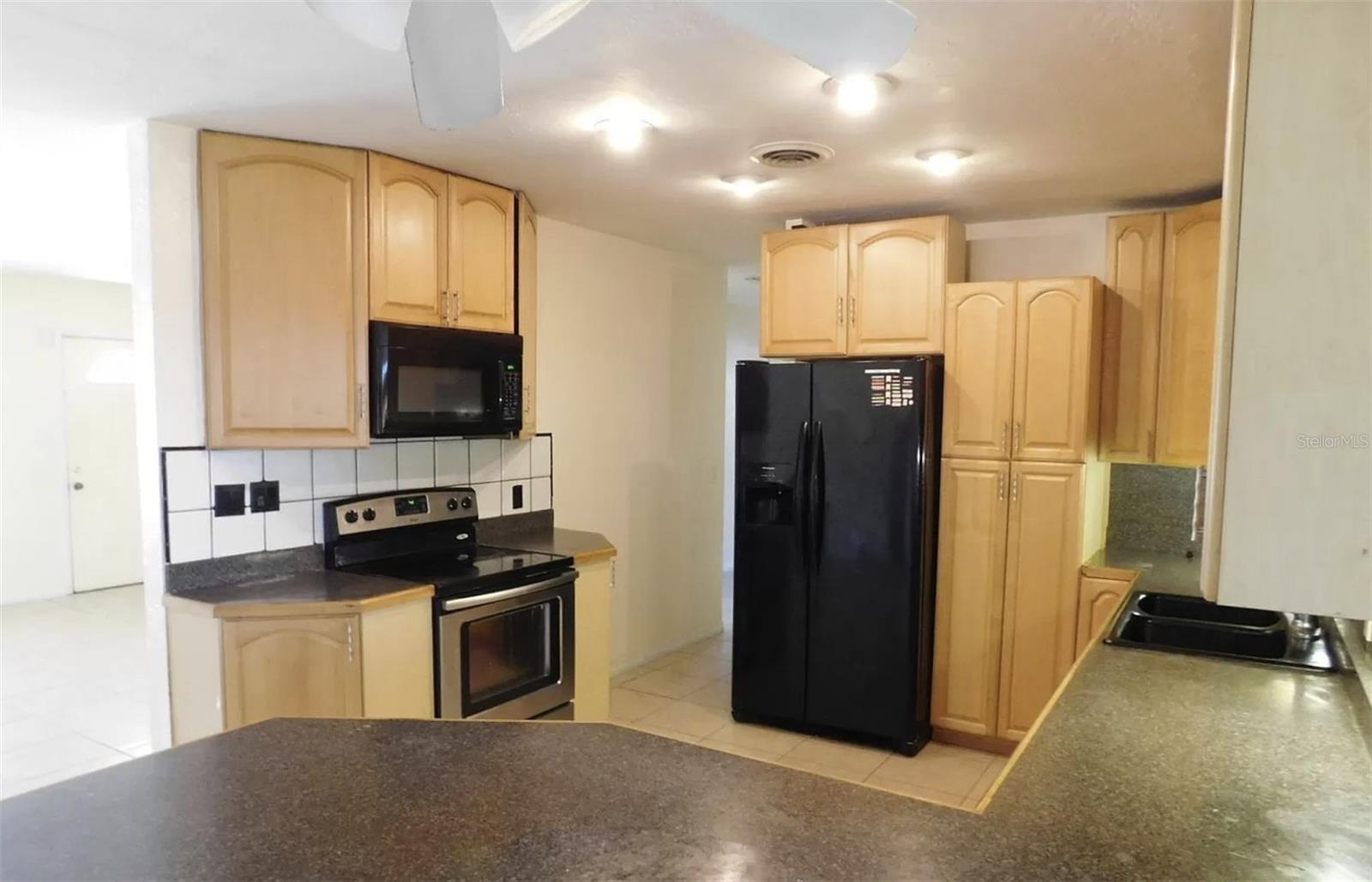 Image 6 of 16 For 2619 Sunnyside Street