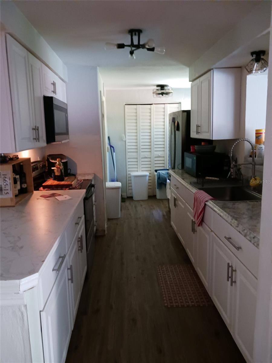 Image 4 of 61 For 3001 Eden Mills Dr