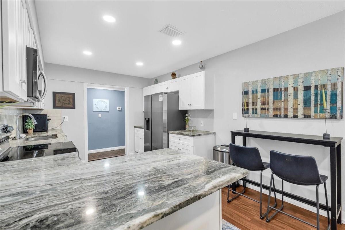 Image 13 of 59 For 719 35th Street W