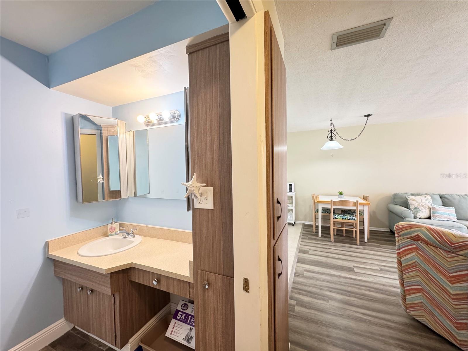 Image 10 of 31 For 4316 Tahitian Gardens Circle B