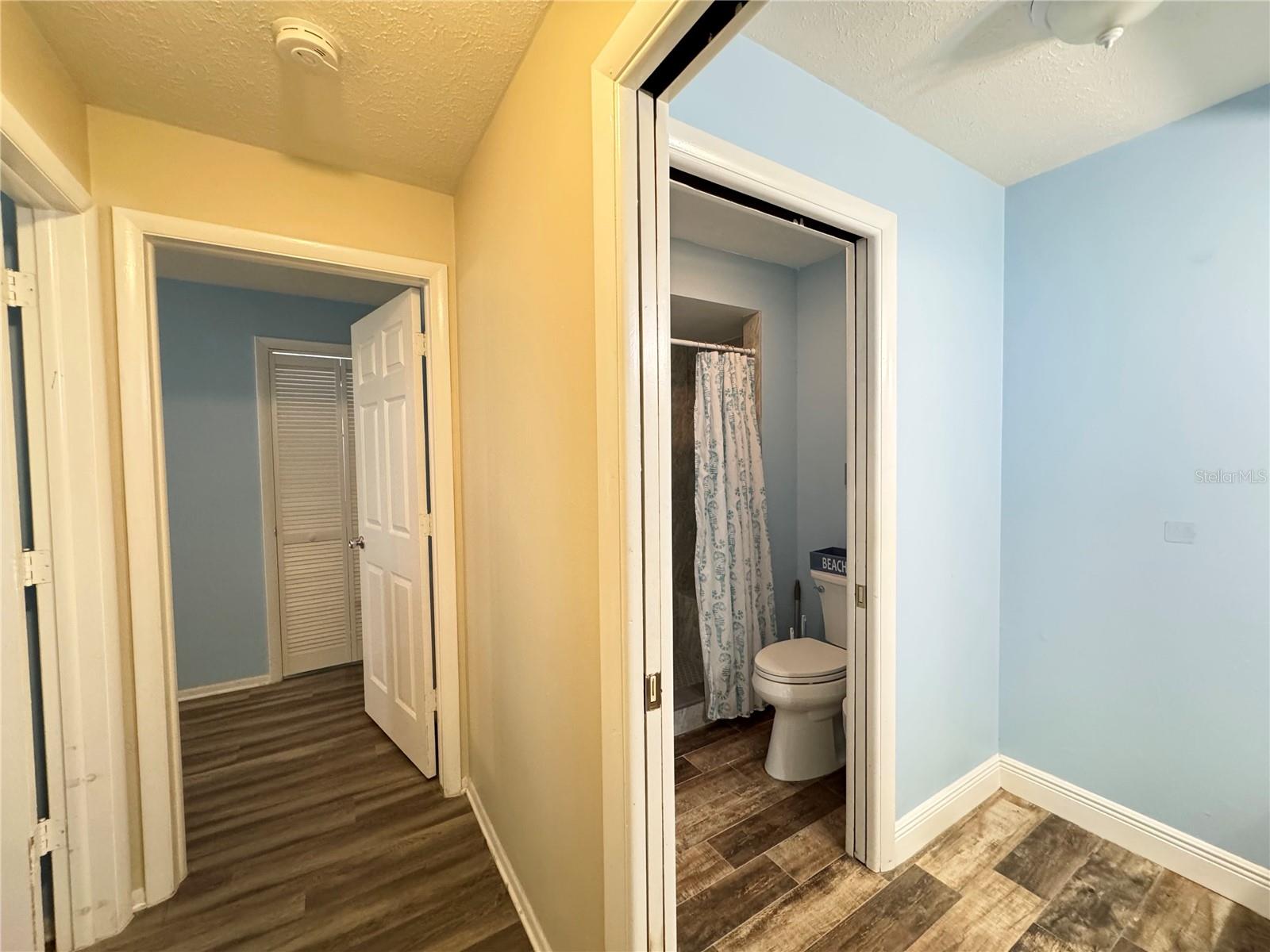 Image 18 of 31 For 4316 Tahitian Gardens Circle B