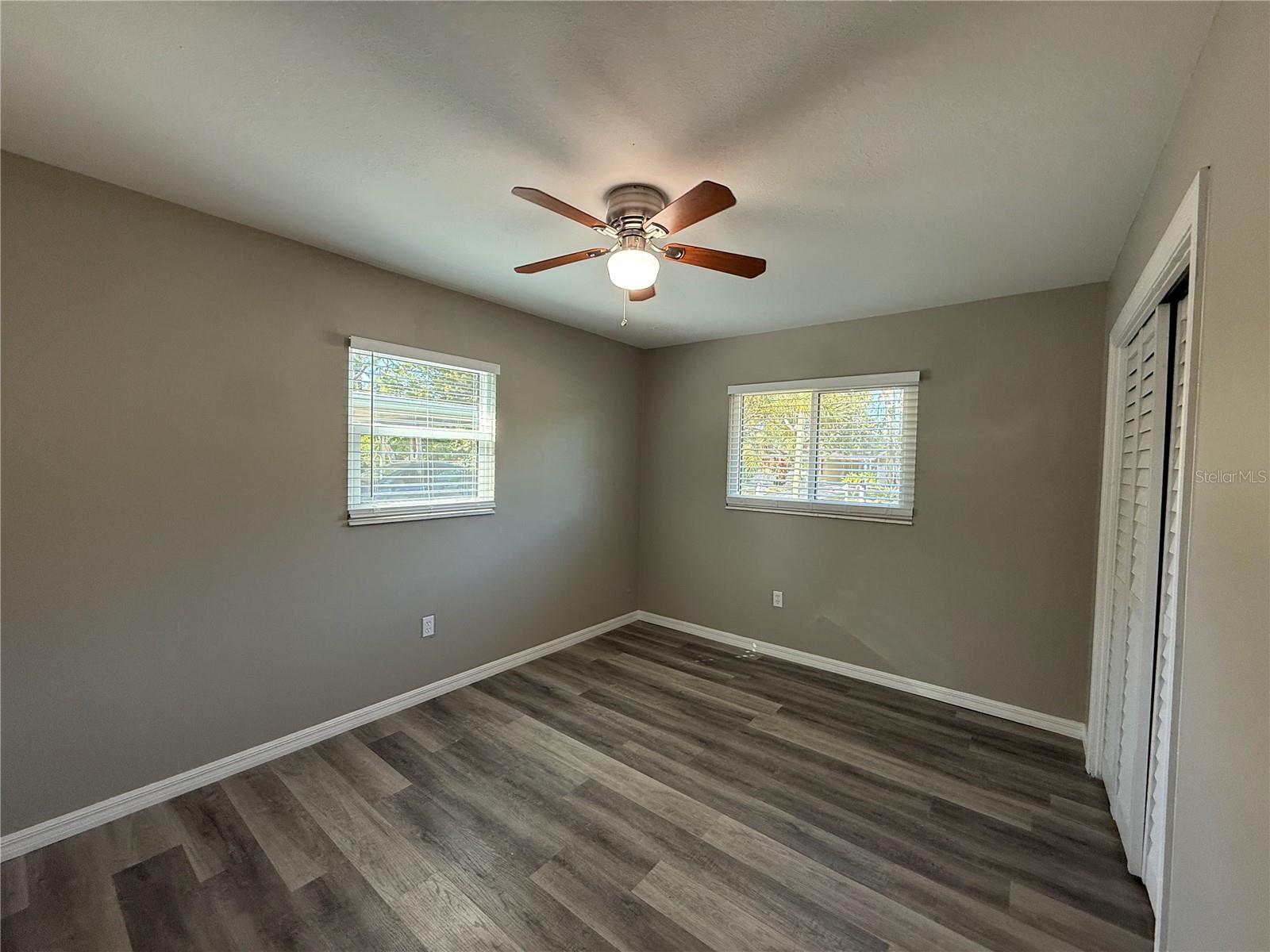 Image 14 of 27 For 2656 Bay Street