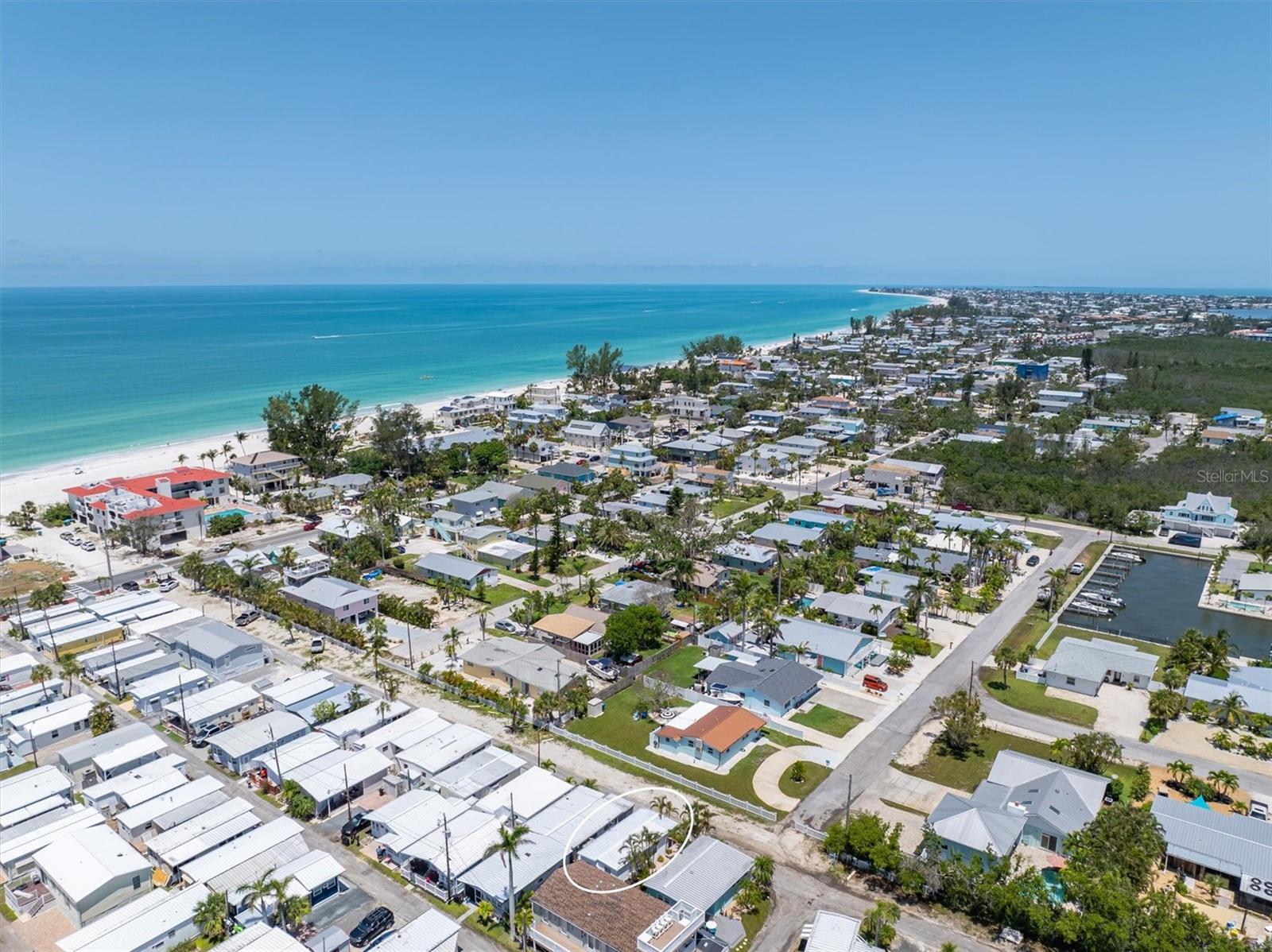 Image 20 of 21 For 2601 Gulf Drive N 733