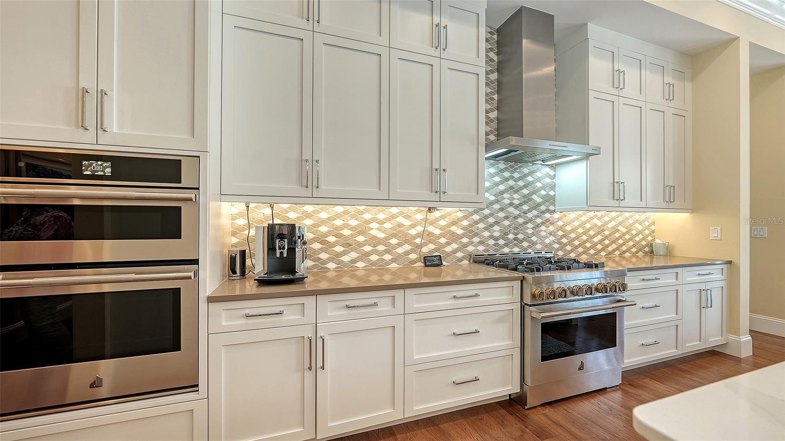 Image 20 of 73 For 4009 Red Rock Lane