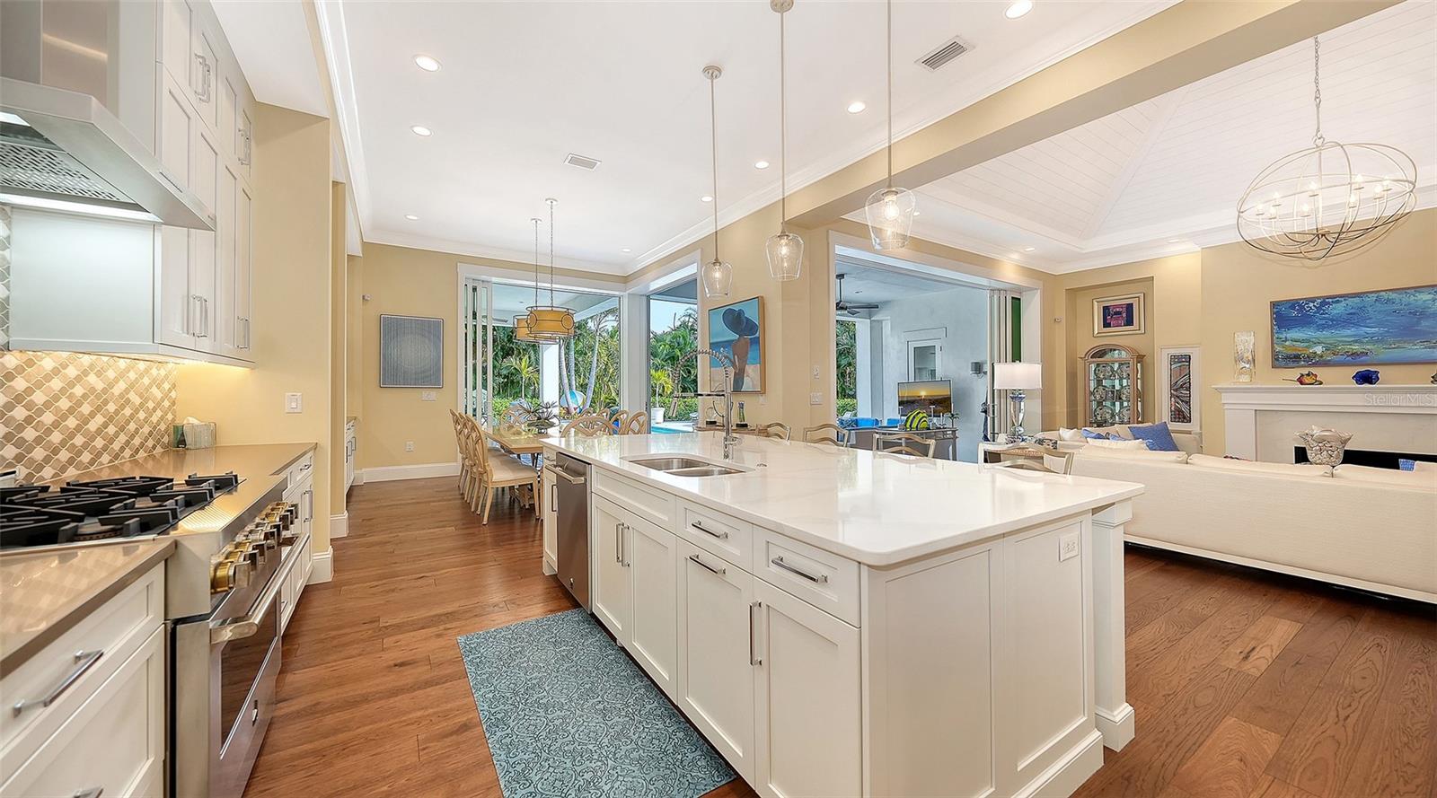 Image 21 of 73 For 4009 Red Rock Lane