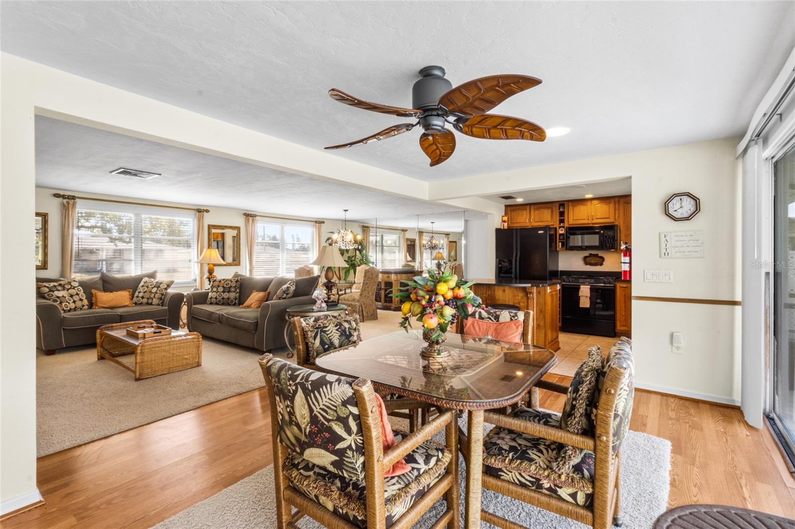 Image 11 of 40 For 2823 Post Road