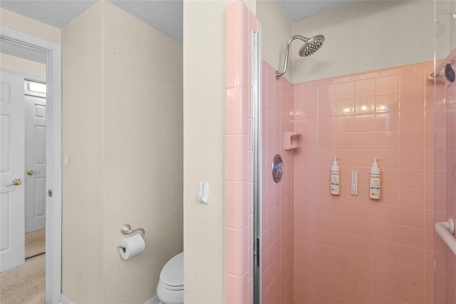 Image 25 of 40 For 2823 Post Road