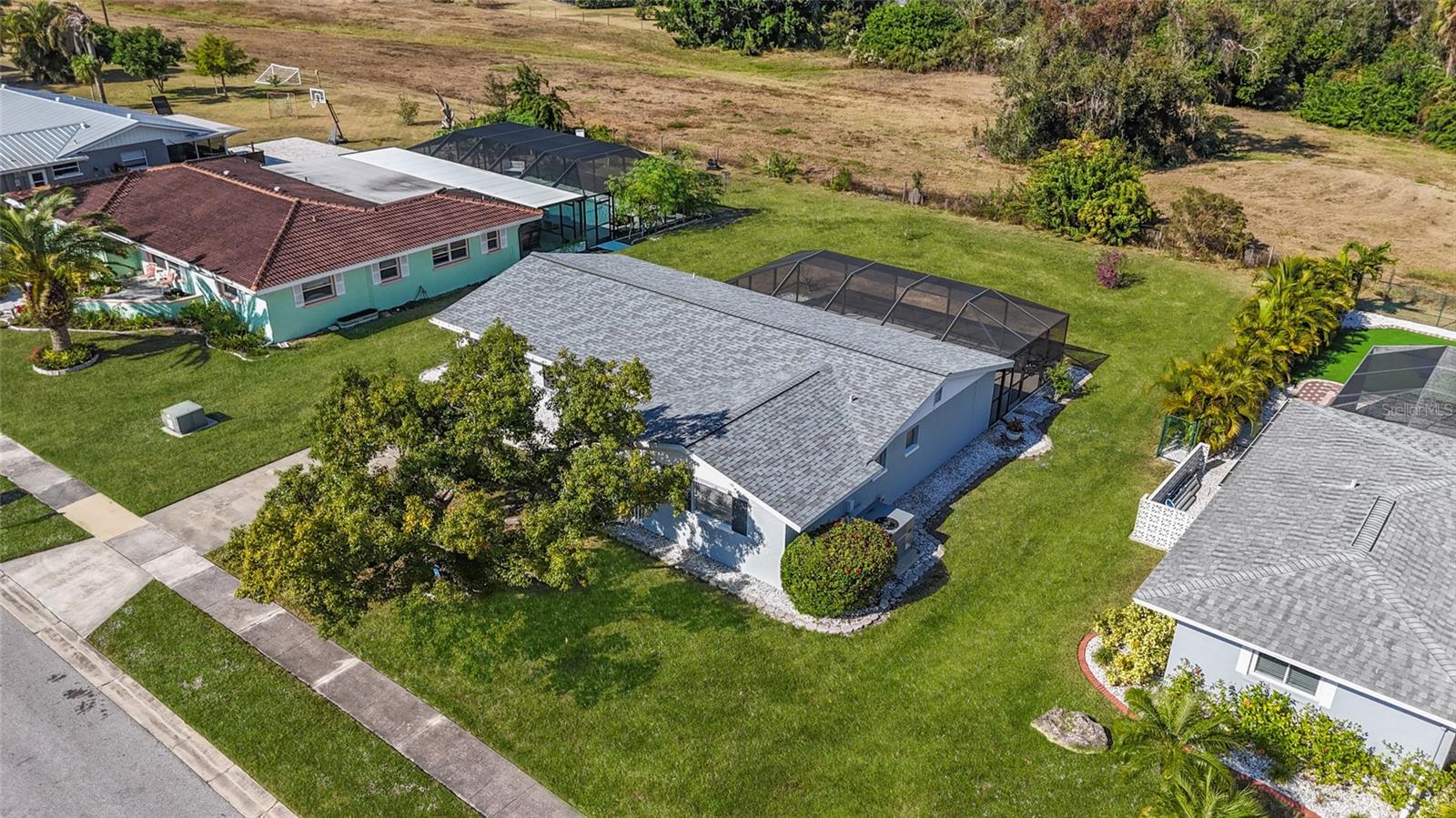 Image 35 of 40 For 2823 Post Road