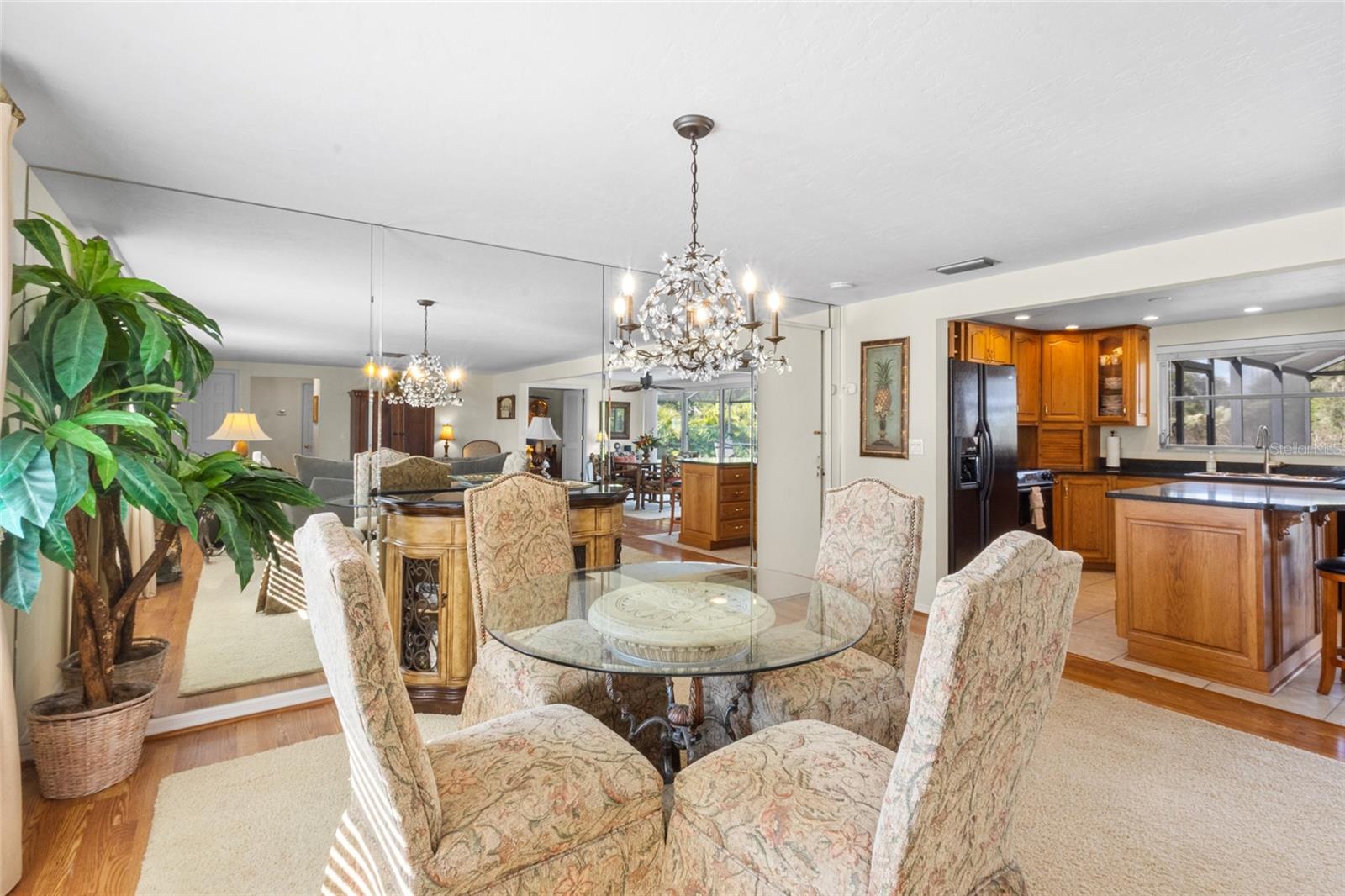 Image 8 of 40 For 2823 Post Road