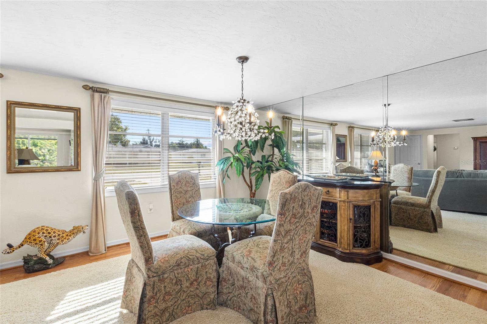 Image 9 of 40 For 2823 Post Road