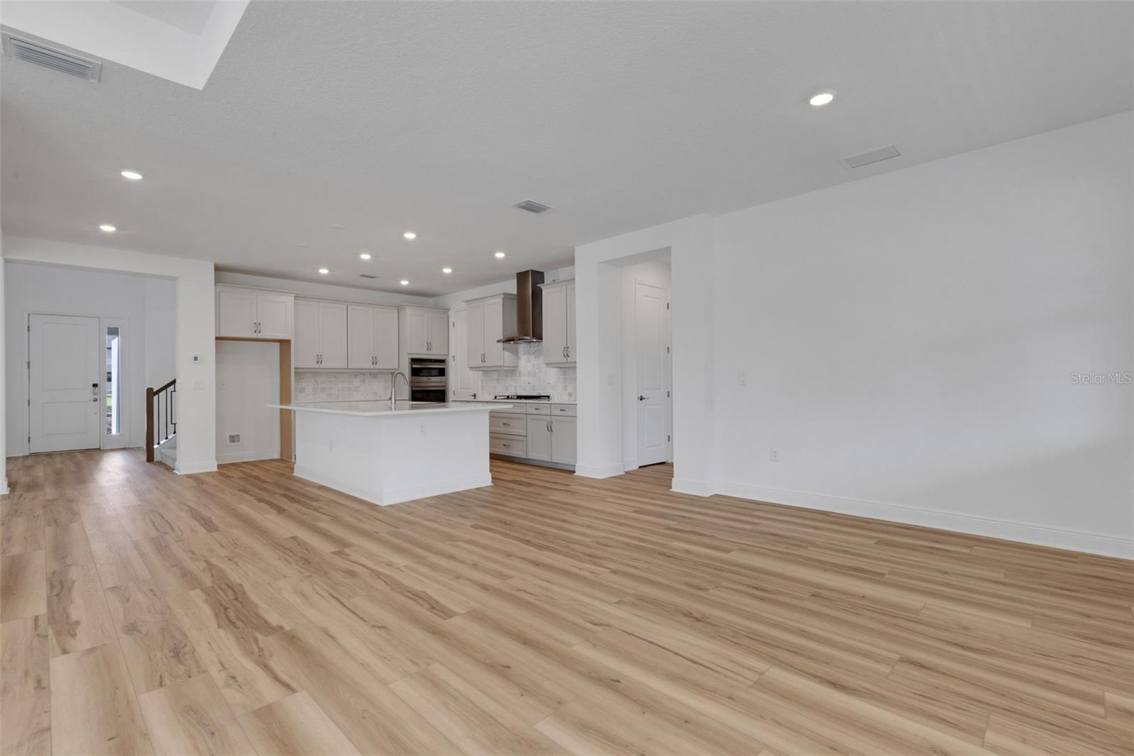 Image 17 of 83 For 7578 Seahawk Avenue