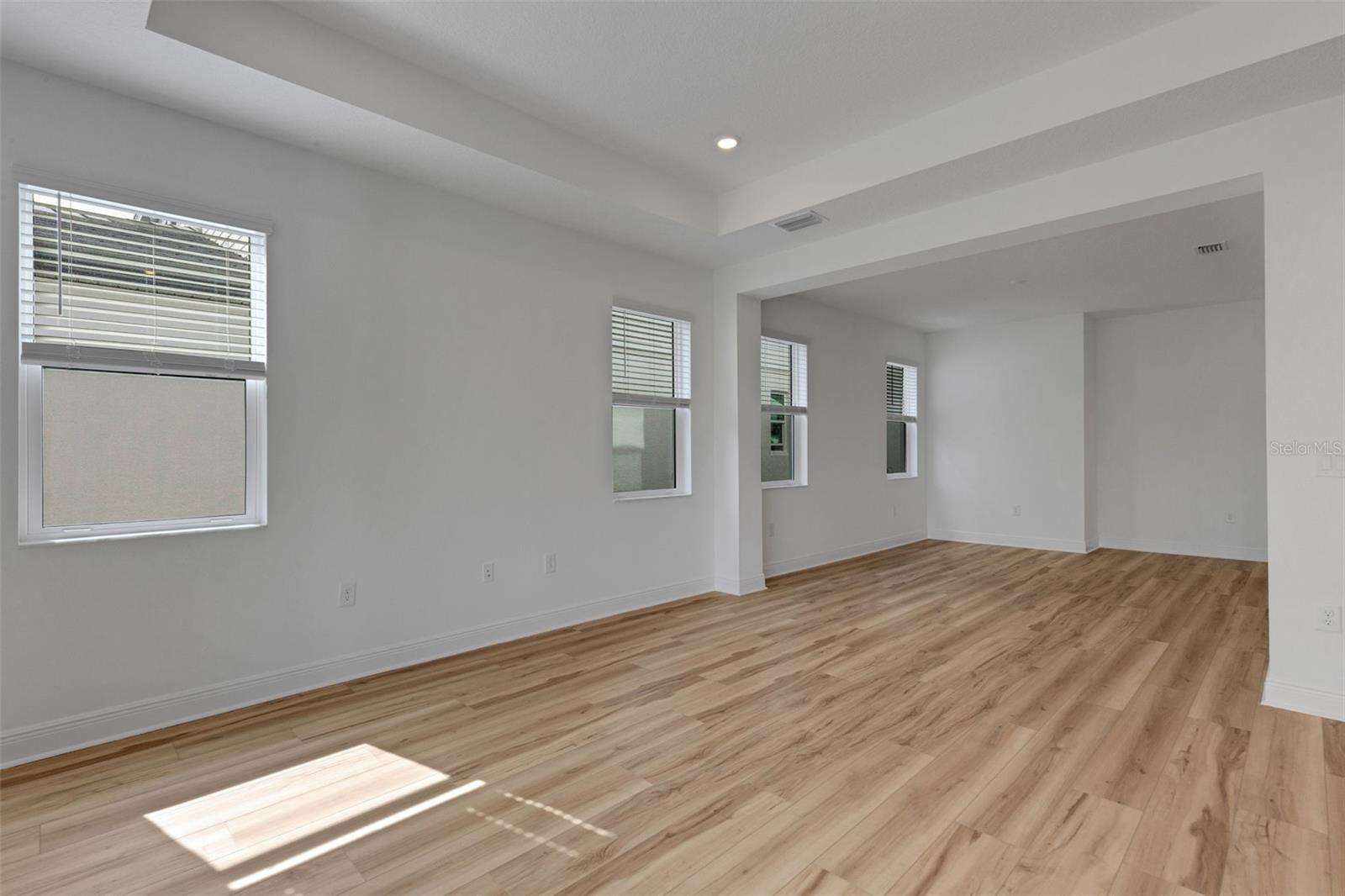 Image 18 of 83 For 7578 Seahawk Avenue