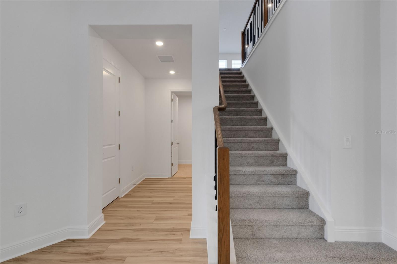 Image 26 of 83 For 7578 Seahawk Avenue