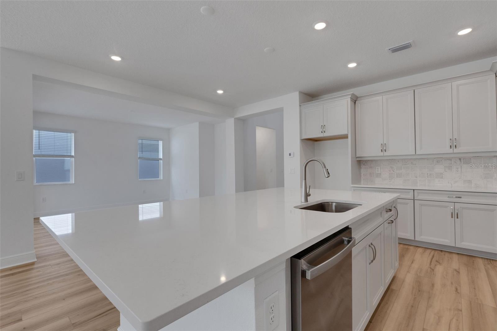 Image 8 of 83 For 7578 Seahawk Avenue