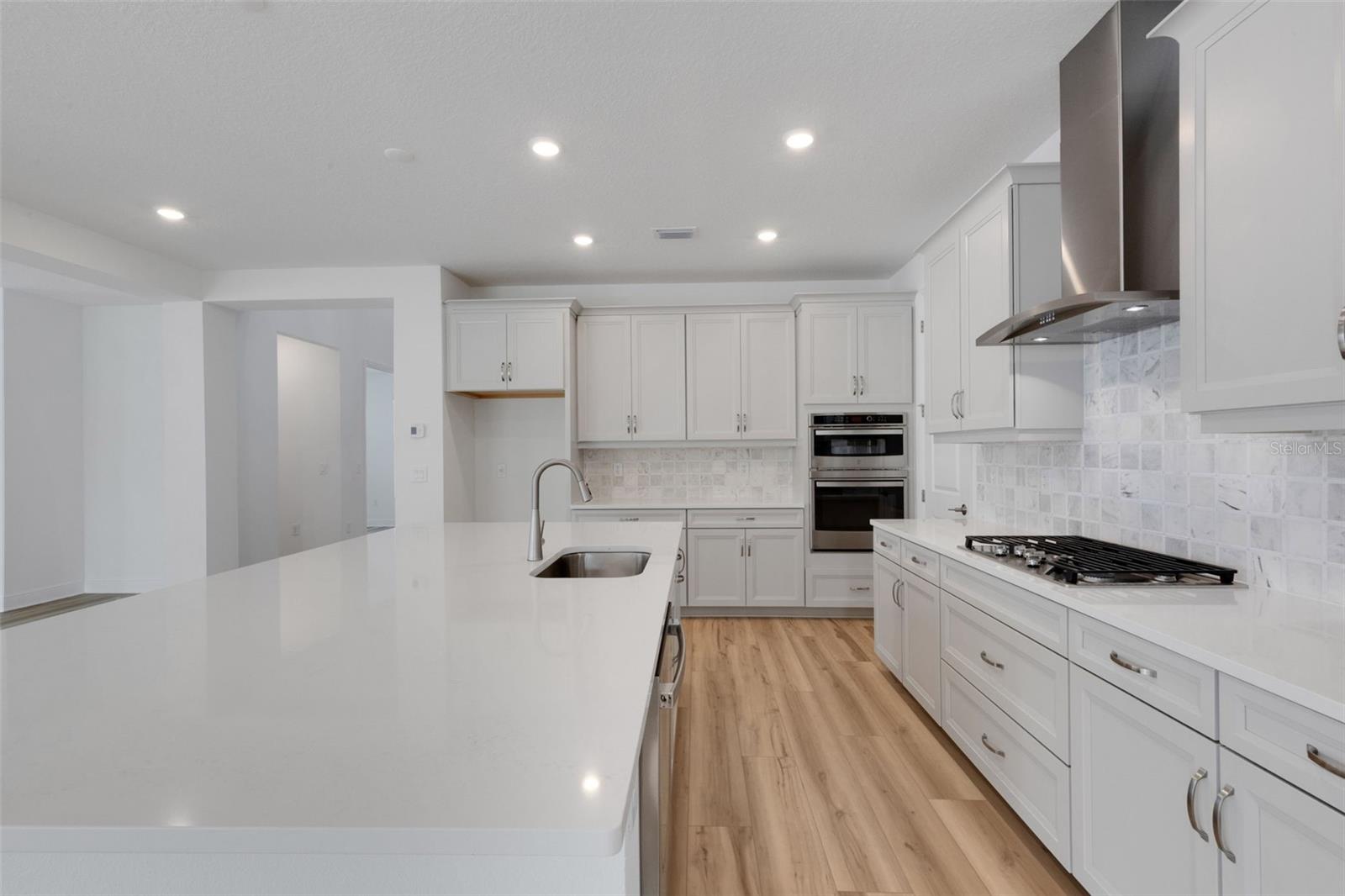 Image 9 of 83 For 7578 Seahawk Avenue