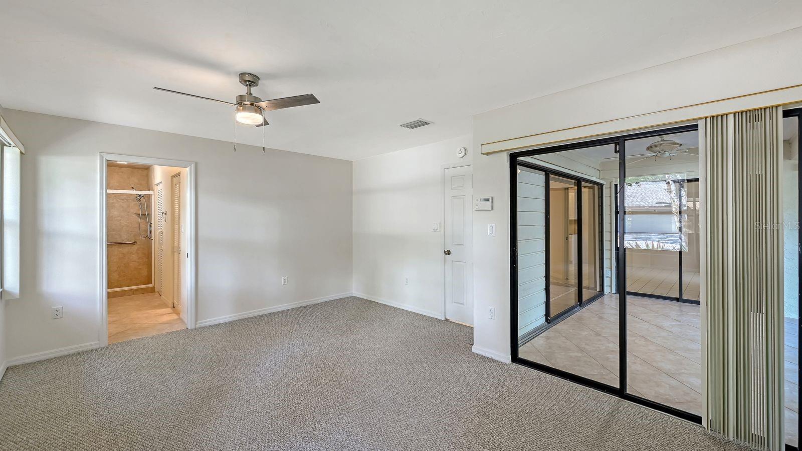 Image 20 of 44 For 4799 Oak Forest Drive W 43