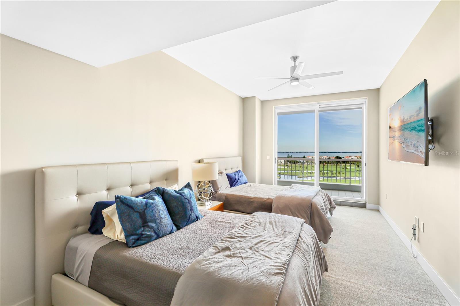 Image 20 of 65 For 455 Longboat Club Road Ph8