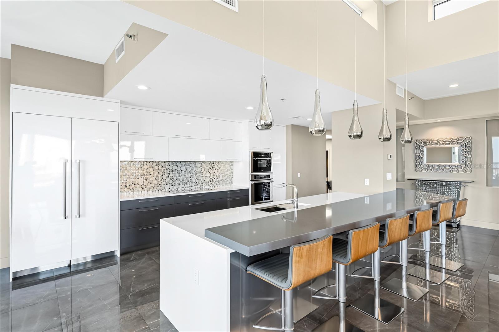 Image 6 of 65 For 455 Longboat Club Road Ph8