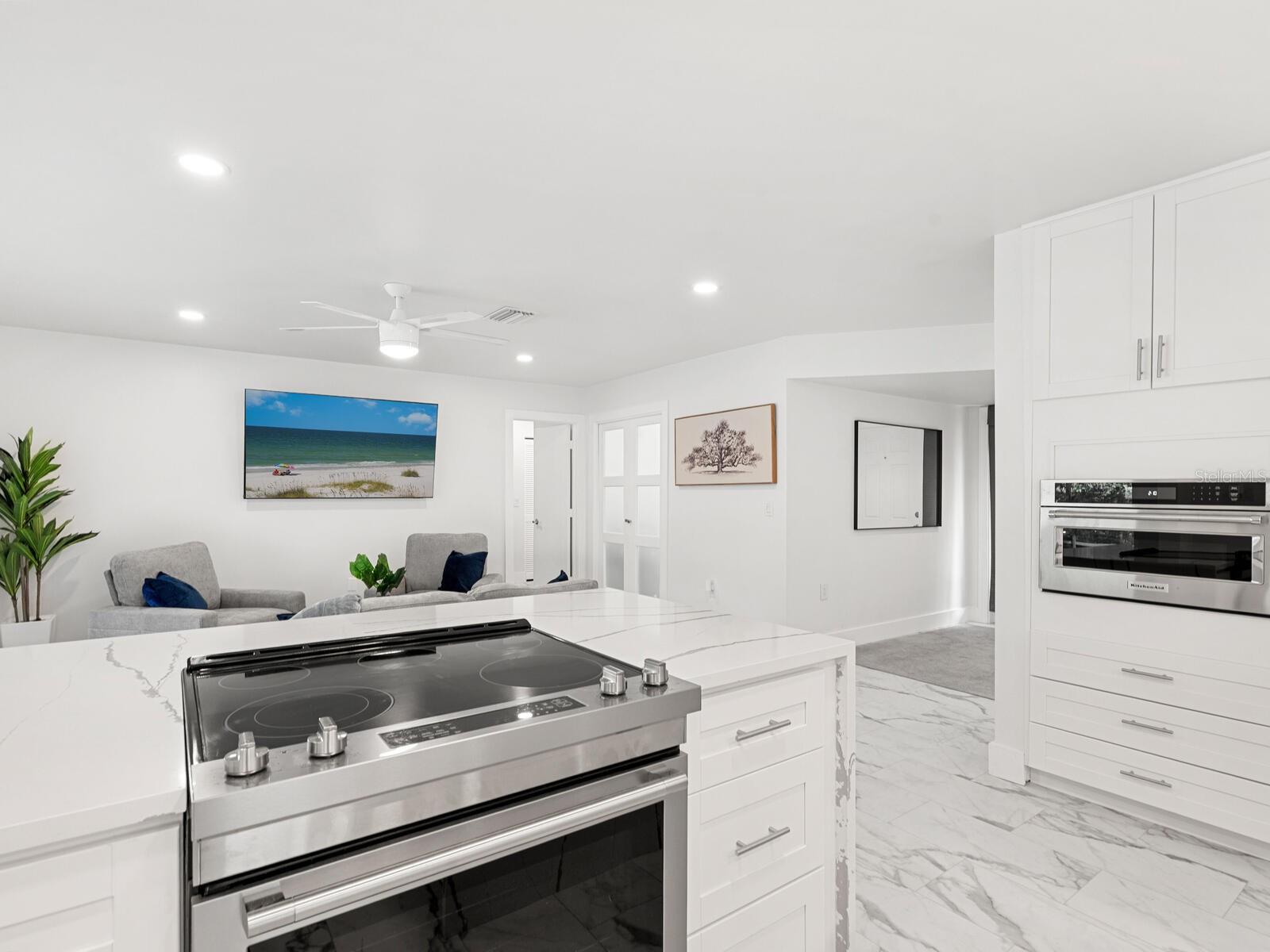 Image 12 of 48 For 172 Sea Anchor Drive