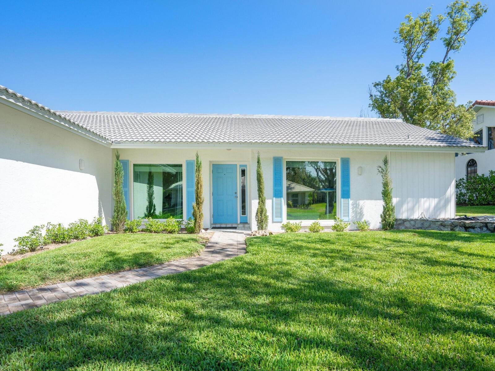 Image 2 of 48 For 172 Sea Anchor Drive