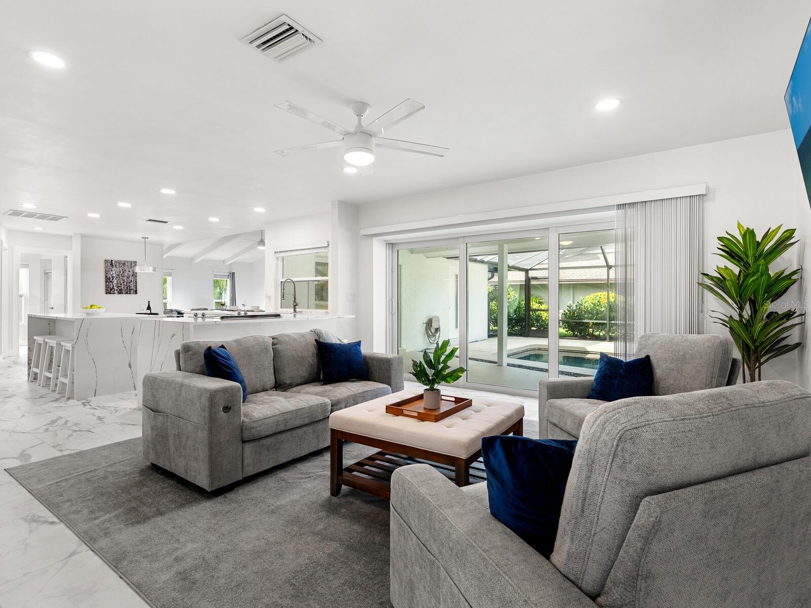 Image 4 of 48 For 172 Sea Anchor Drive