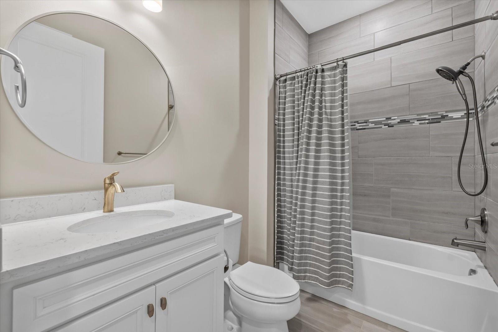 Image 6 of 43 For 6835 Chester Trail