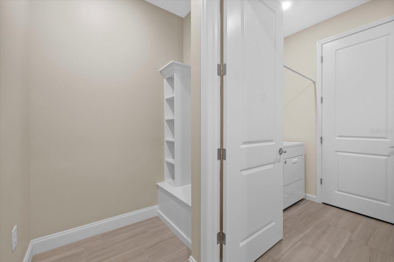 Image 9 of 43 For 6835 Chester Trail