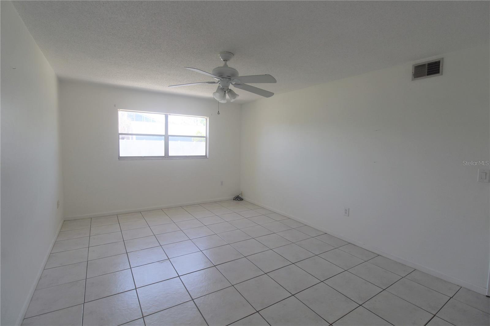 Image 12 of 18 For 5509 Fountain Lake Circle C107