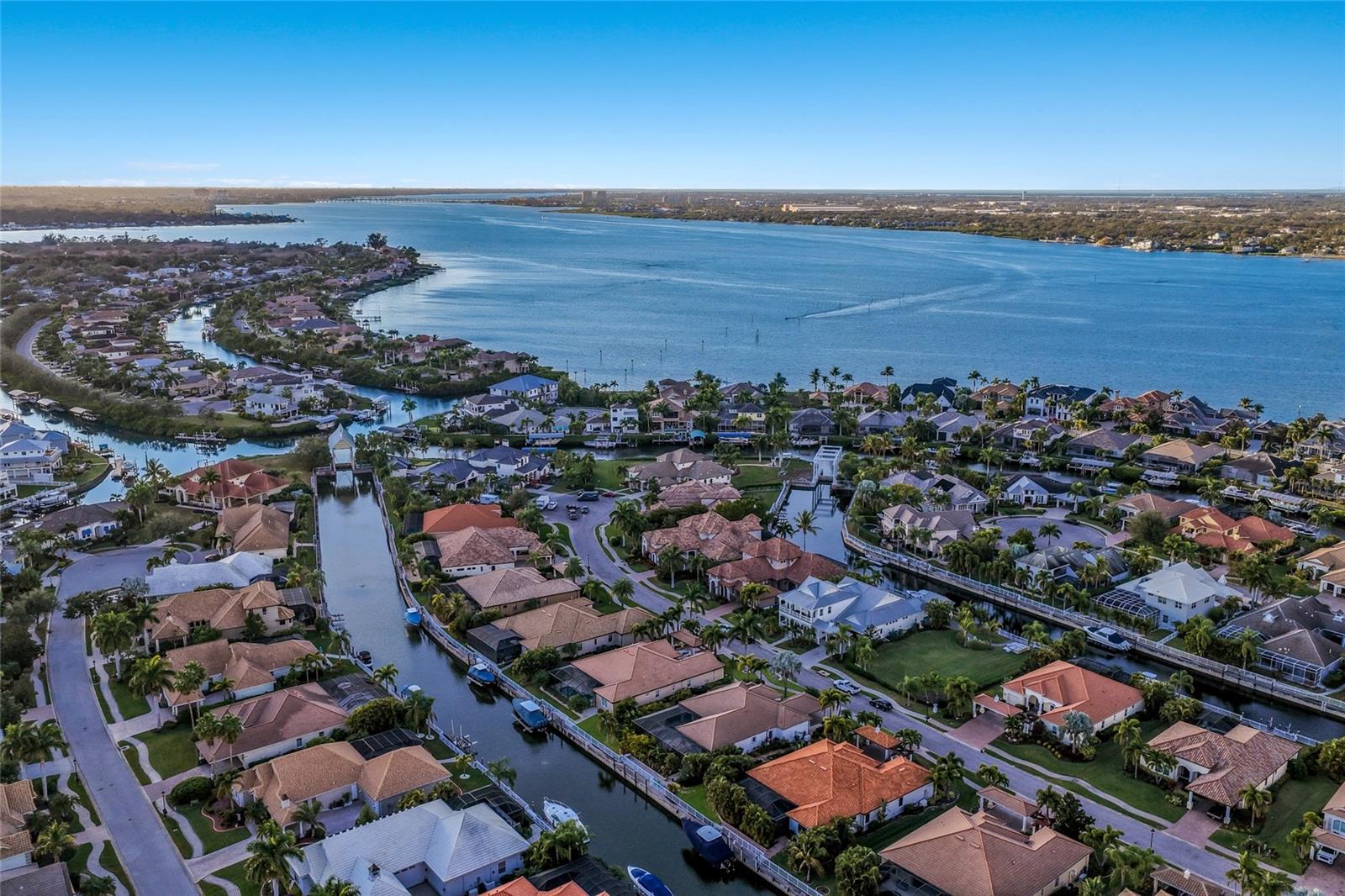 Details for 525 Mast Drive, BRADENTON, FL 34208