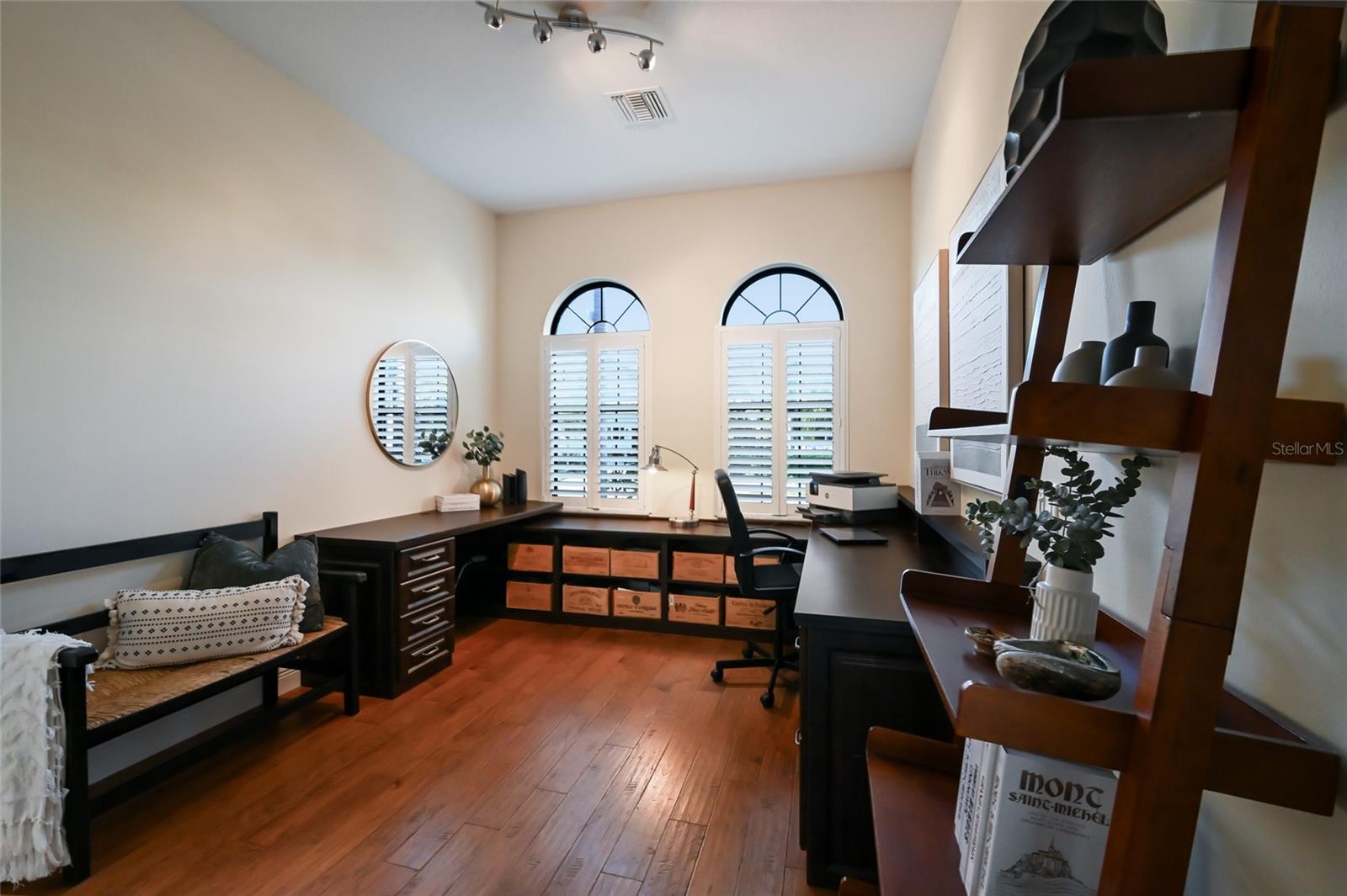 Image 13 of 37 For 525 Mast Drive