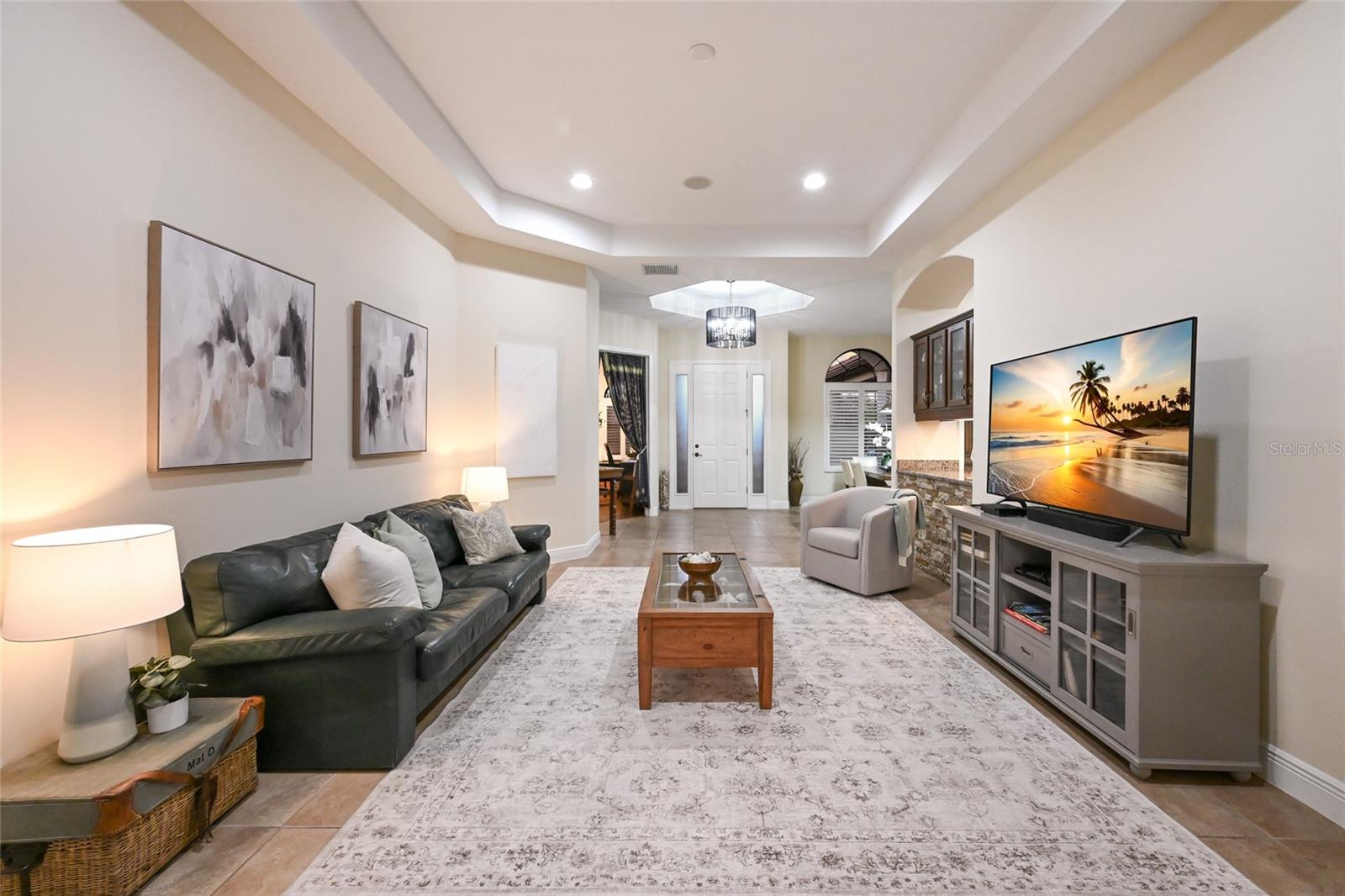 Image 5 of 37 For 525 Mast Drive