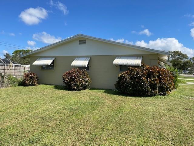 Image 5 of 24 For 1040 Jamaica Road