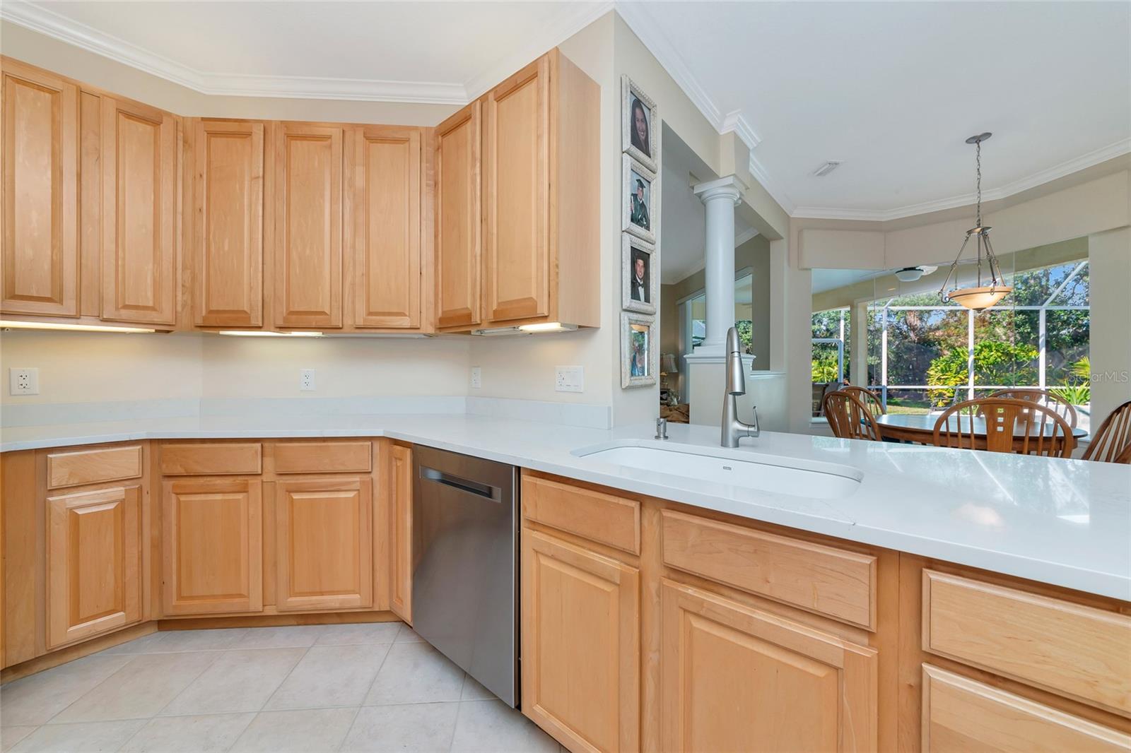 Image 9 of 45 For 10937 Bluestem Circle